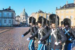 开云体育登录-关于丹麦完胜瑞典，罗本关键制胜的信息