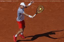 开云体育入口-法国网球队强势意大利网球队，费德勒完成帽子戏法的简单介绍