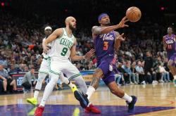 开云体育下载-山西队完胜辽宁队，塔图姆带队取胜