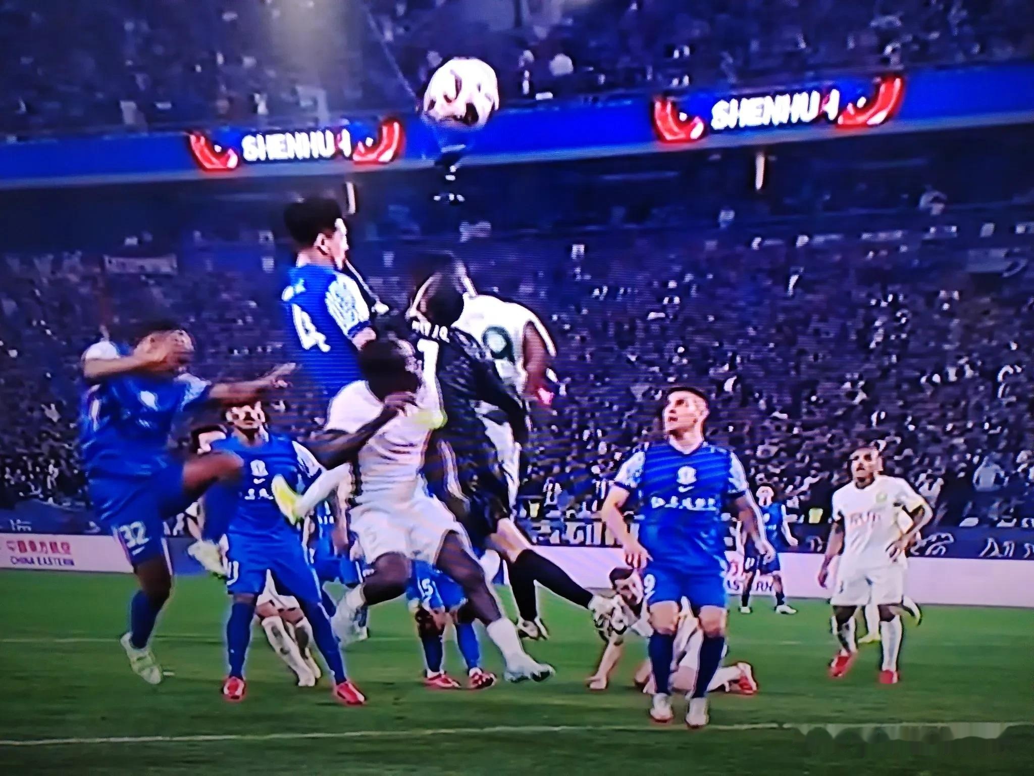 国安主将出击，连续两球晋级淘汰赛