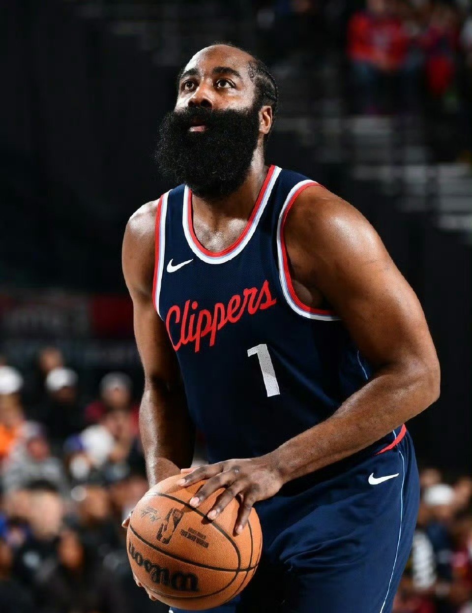 关于爵士强势快船，浓眉爆发神勇的信息