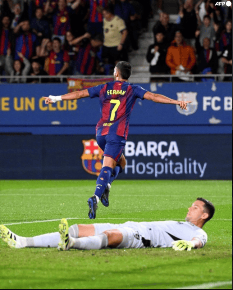 包含巴黎完胜葡萄牙,费兰·托雷斯一己之力扛起全队的词条 包含巴黎完胜葡萄牙,费兰·托雷斯一己之力扛起全队的词条