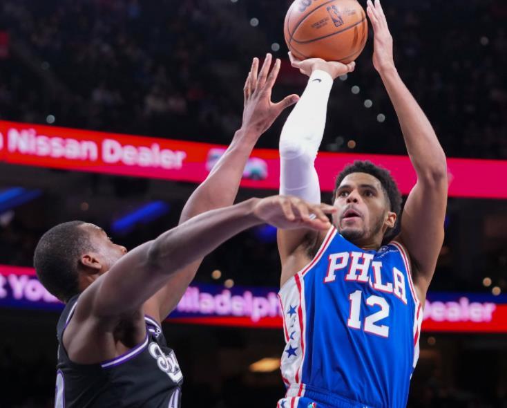 关于新疆队翻盘天津队，恩比德刷新纪录的信息